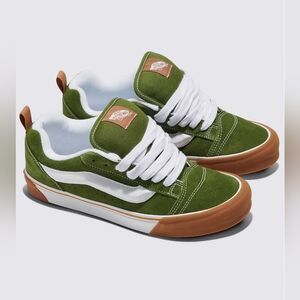 Vans Knu Skool *NWT*